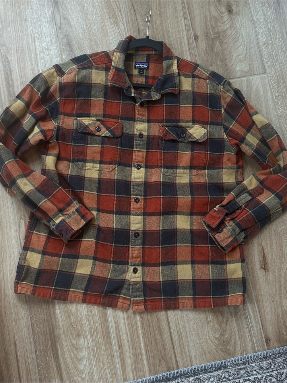 Patagonia Organic Cotton Plaid Flannel Button-Up Shirt – Size XL - Picture 3 of 4